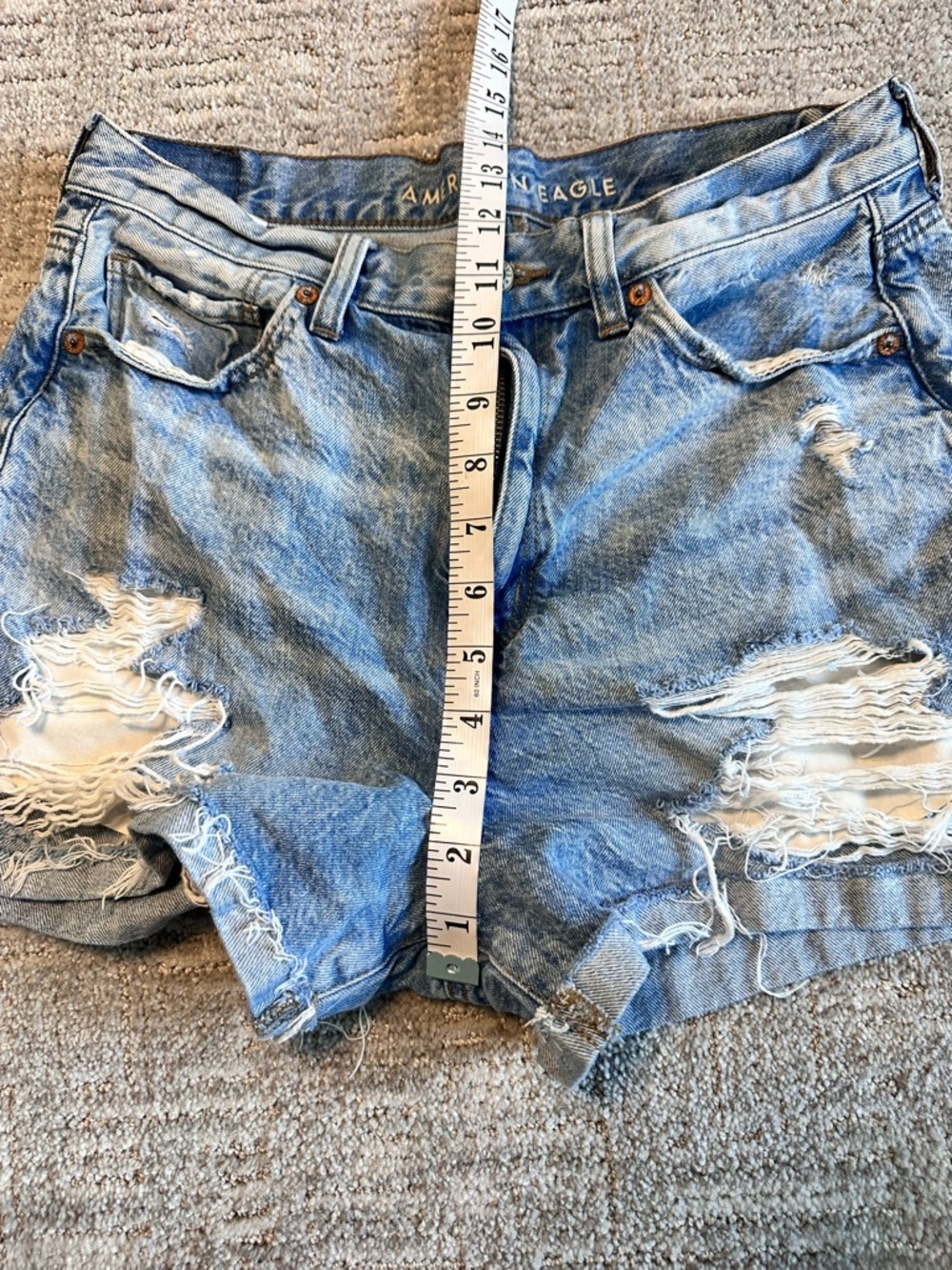 American Eagle High Rise Denim Shorts Size 10 Distressed Frayed Hem Blue - Picture 5 of 9